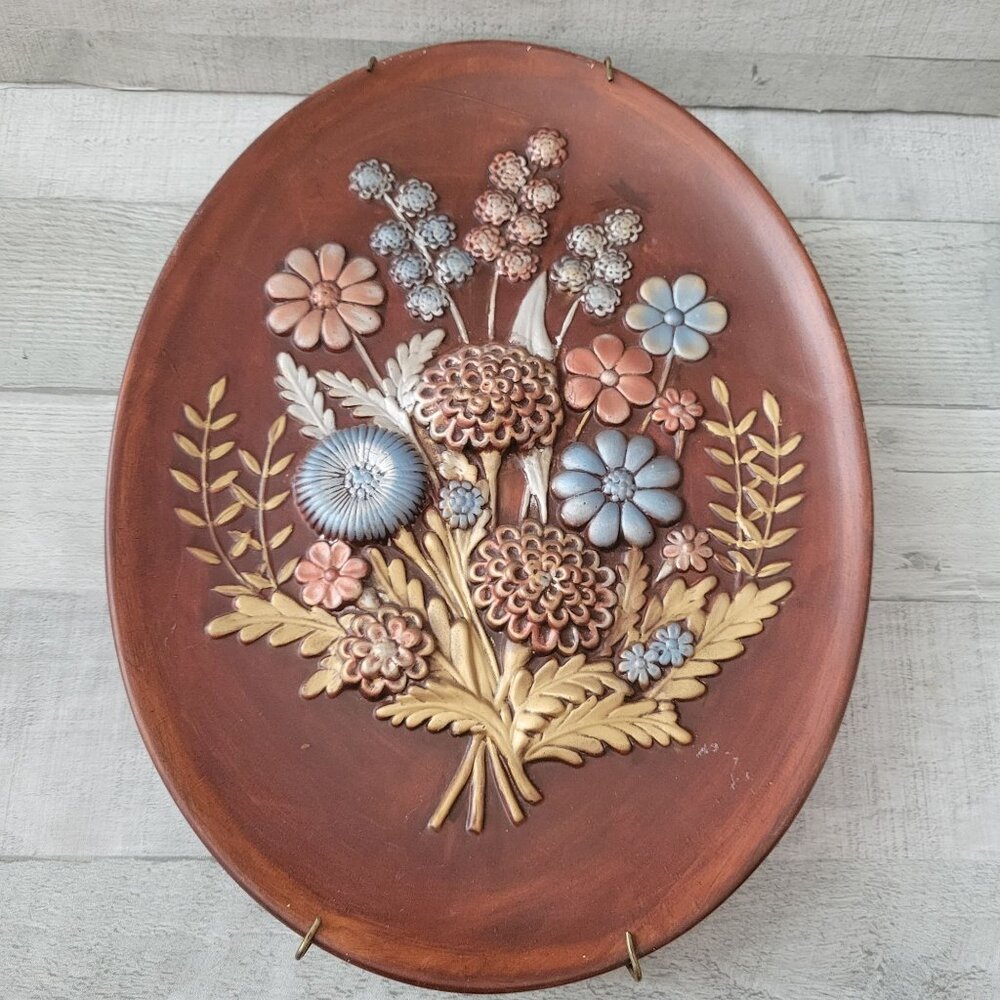 Atlantic Mold Handcrafted Floral Wall Plaque With 3D Raised Flowers